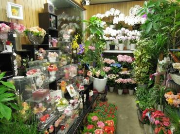 「清水花店」　（広島県福山市）の花屋店舗写真1